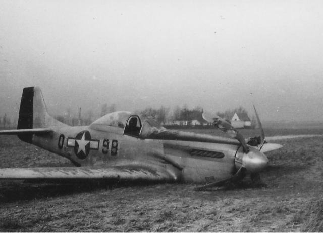 Noodlanding: December 1944